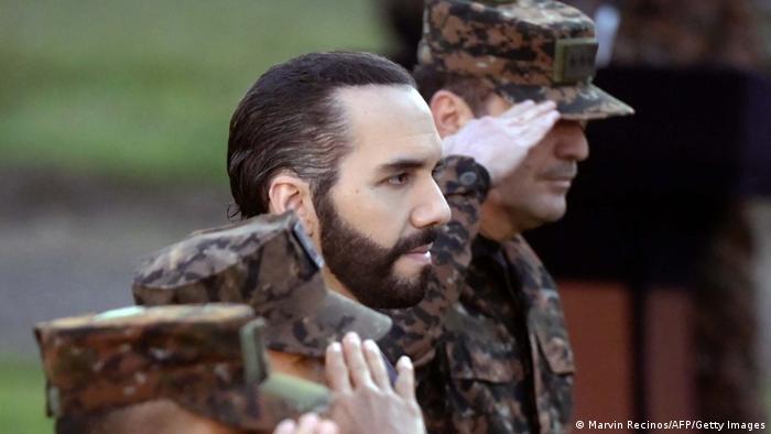 El Salvador impartirá información sobre bitcóin a estudiantes de las escuelas públicas