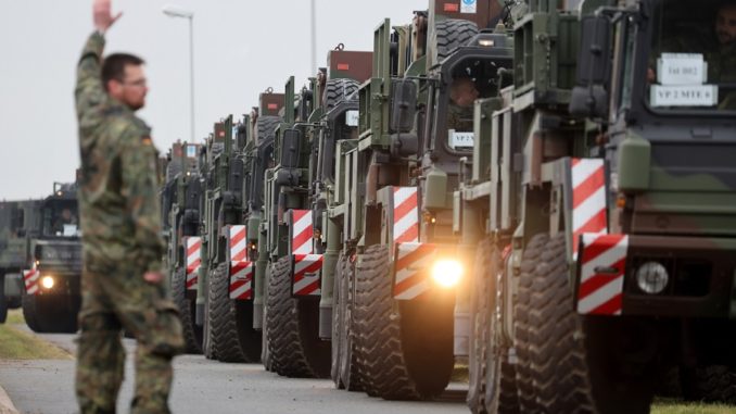 Convoyes alemanes trasladan sistemas Patriot a Polonia