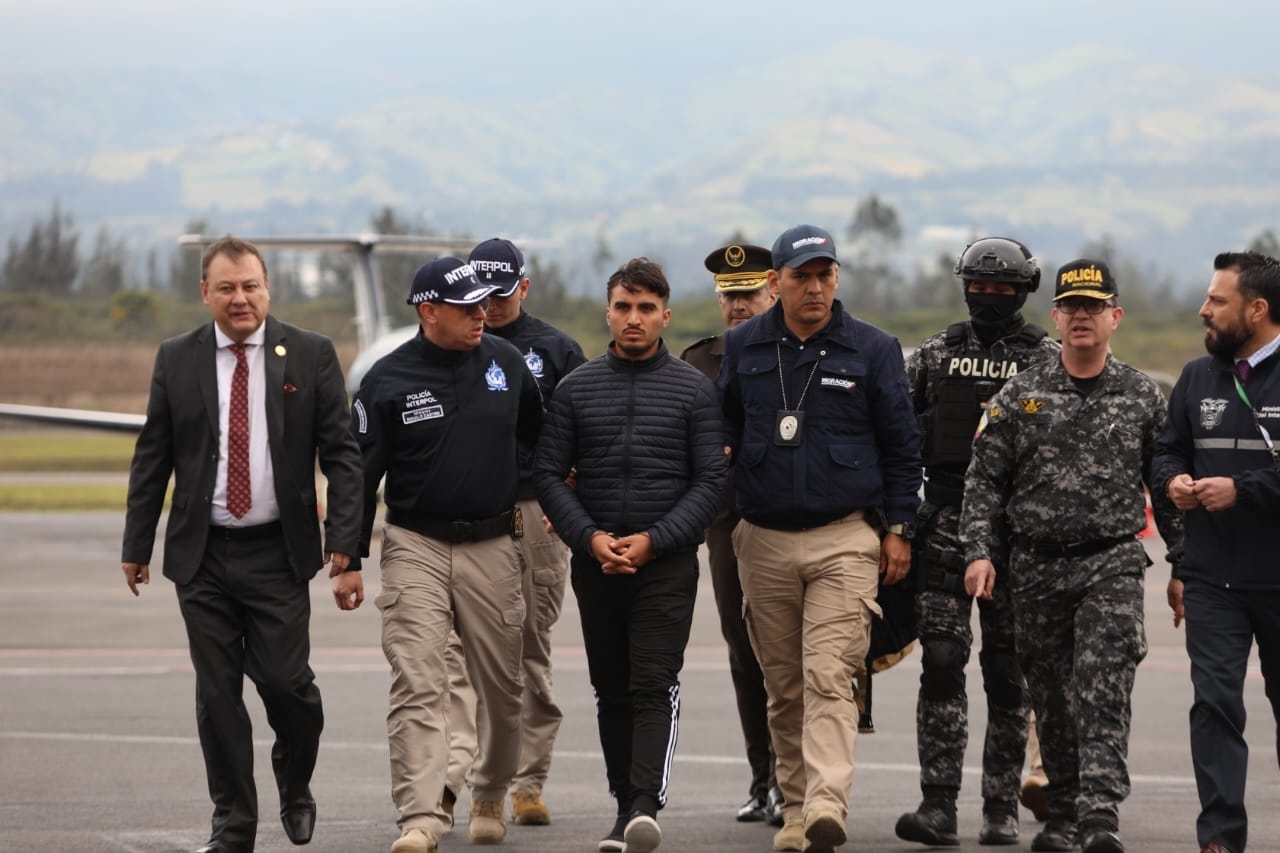 Expulsado de Colombia, Germán Cáceres llega a Ecuador