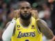 Boston (United States), 29/01/2023.- Los Angeles Lakers forward LeBron James reacts to a play during the Boston Celtics overtime win at the TD Garden in Boston, Massachusetts, USA, 28 January 2023. (Baloncesto, Estados Unidos) EFE/EPA/CJ GUNTHER SHUTTERSTOCK OUT