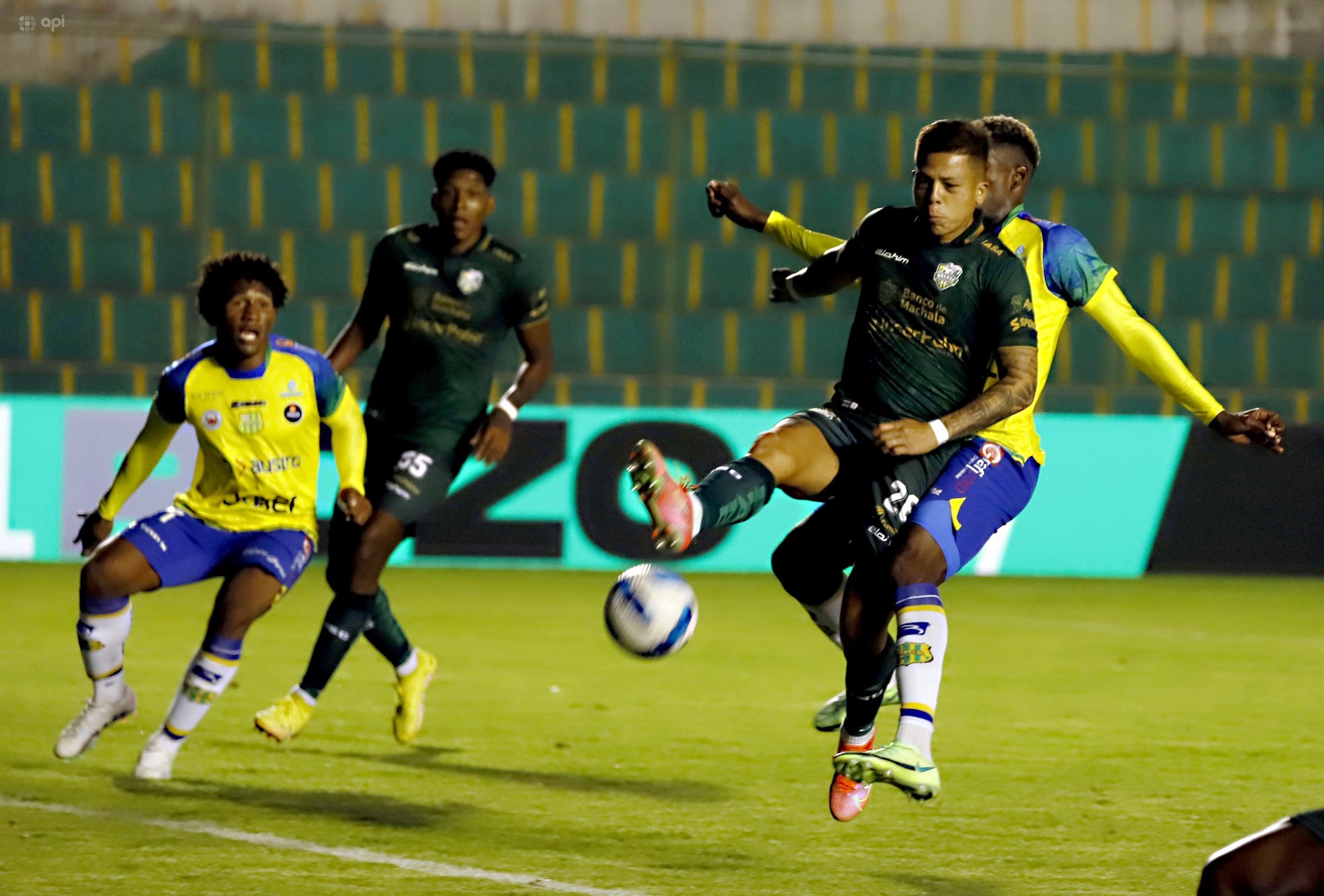 FBL-LIGAPRO-BET593-GUALACEO-ORENSE