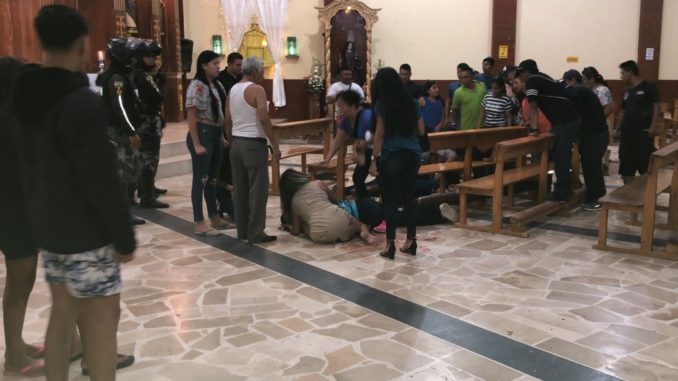 asesinato iglesia