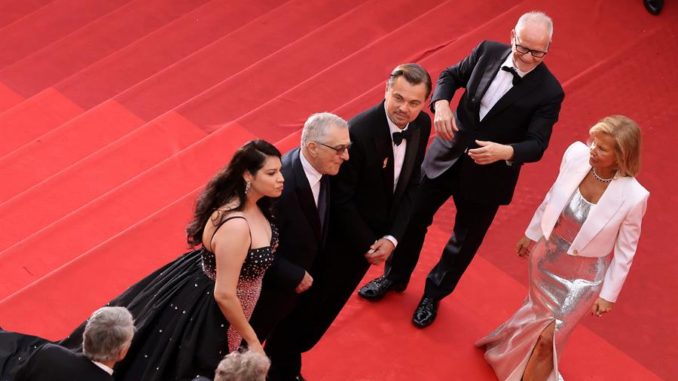 Cannes (France), 20/05/2023.- (L-R) Cara Jade Myers, Robert De Niro, Leonardo DiCaprio, Thierry Fremaux and Iris Knobloch arrive for the screening of 'Killers of the Flower Moon' during the 76th annual Cannes Film Festival, in Cannes, France, 20 May 2023. The festival runs from 16 to 27 May. (Cine, Francia) EFE/EPA/Mike Coppola / POOL *** Local Caption *** CANNES, FRANCE - MAY 20: Madalina Diana Ghenea attends the "Killers Of The Flower Moon" red carpet during the 76th annual Cannes film festival at Palais des Festivals on May 20, 2023 in Cannes, France. (Photo by Mike Coppola/Getty Images)