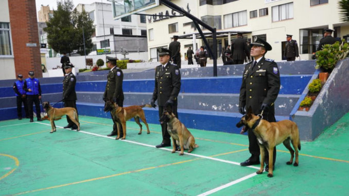 perros-antidrogas-francia-ecuador