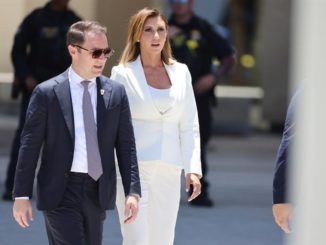 Miami (United States), 13/06/2023.- Lawyer for US former President Donald Trump, Alina Habba (R), arrives at the Wilkie D. Ferguson United States Courthouse where Trump is scheduled to surrender to federal authorities in Miami, Florida, USA, 13 June 2023. Trump is facing multiple federal charges stemming from an US Justice Department investigation led by Special Counsel Jack Smith related to Trump's alleged mishandling of classified national security documents. (Estados Unidos) EFE/EPA/JUSTIN LANE