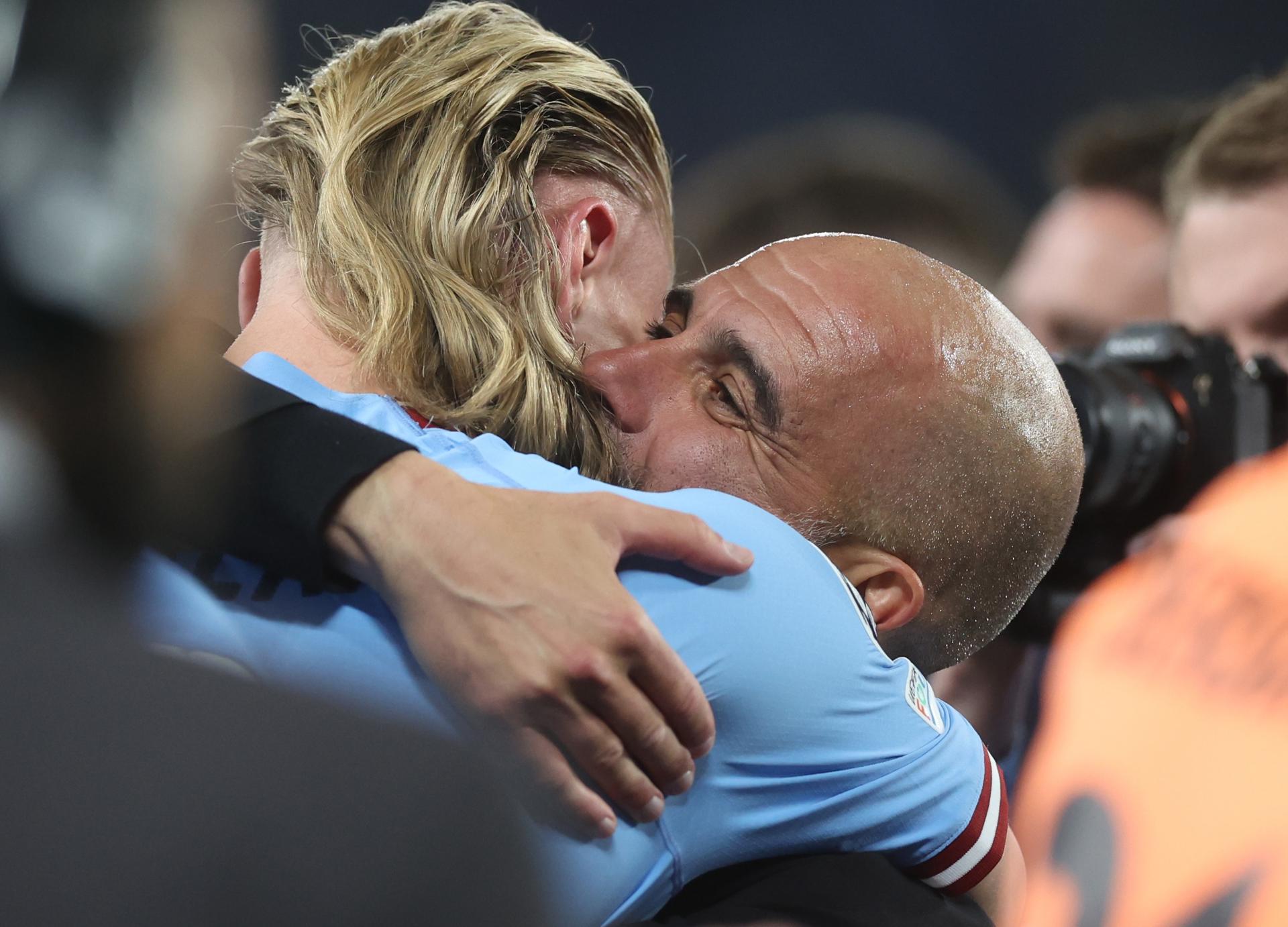 Guardiola dejaría el City 10 años después