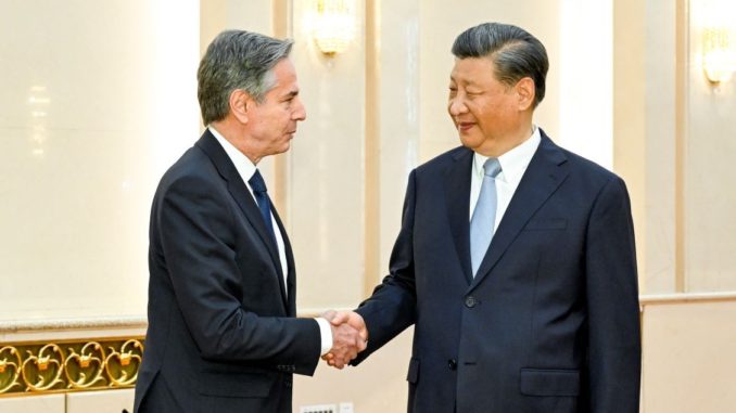 Antony Blinken y Xi Jinping