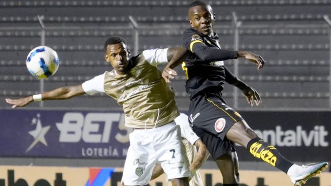 FBL-LIGAPROBET593-AUCAS-ORENSE