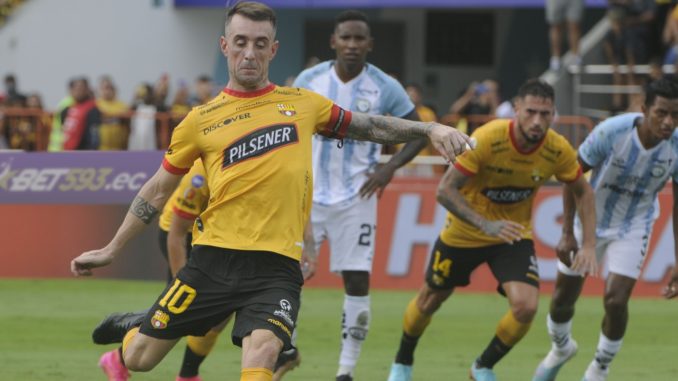 FBL-LIGAPROBET593-GUAYAQUILCITY-BARCELONA