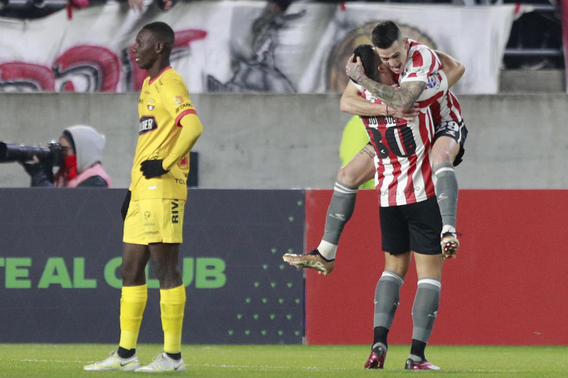 Estudiantes – Barcelona SC