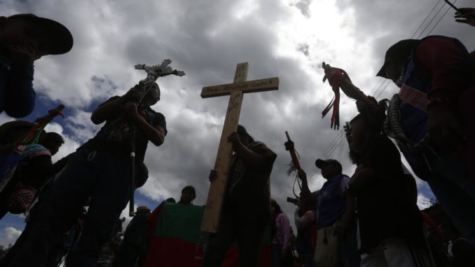Funeral en el Cauca del asesinado líder indígena Fredy Campo