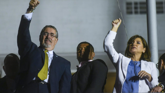 Guatemala elige un cambio de rumbo al elegir a Bernardo ArÈvalo como presidente