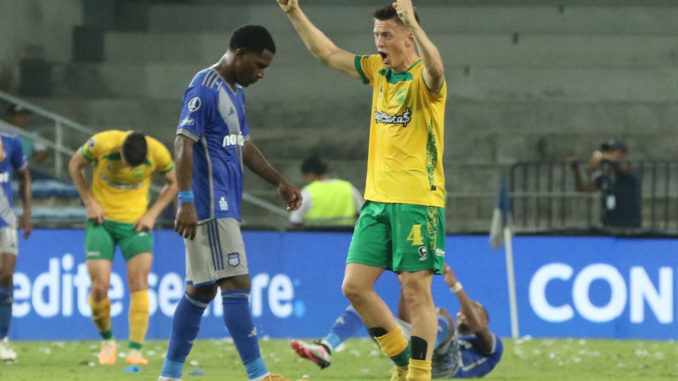 Emelec - Defensa y Justicia