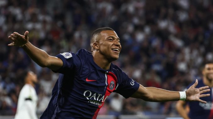 Ligue 1 - Olympique Lyon vs Paris Saint-Germain