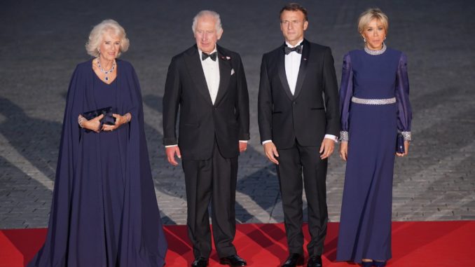 camila carlos macron
