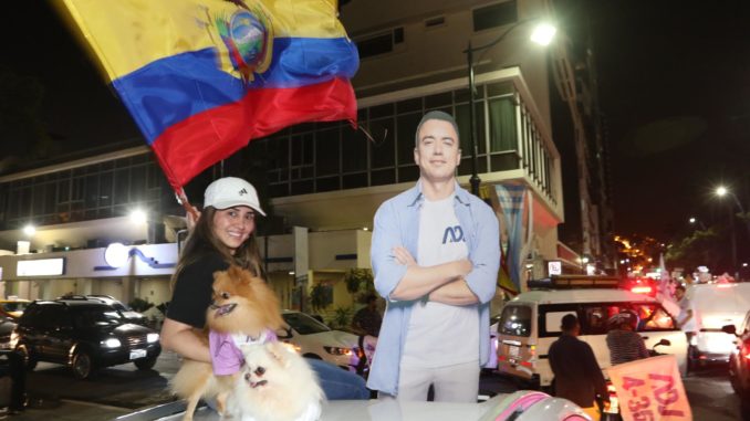 Noboa, presidente electo de Ecuador al ganar en la segunda vuelta a la correísta González