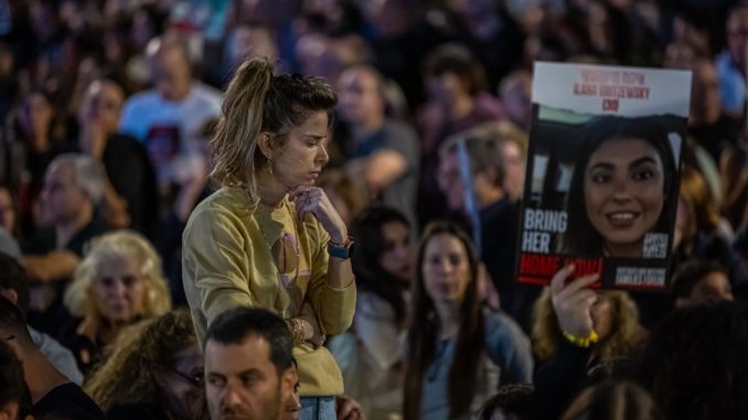 Rally in Tel Aviv calls for hostages release