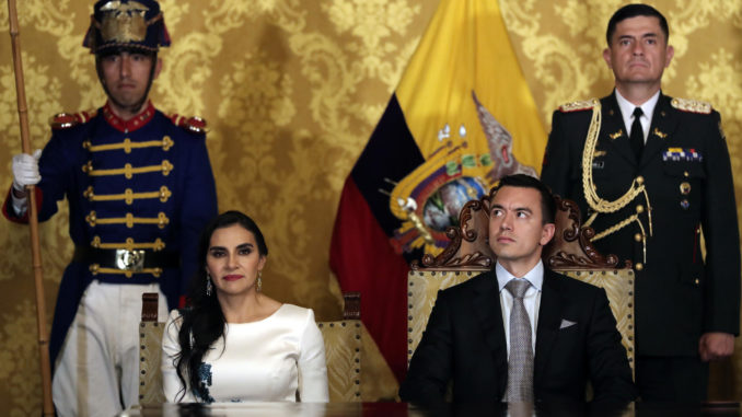 Daniel Noboa asume como el nuevo presidente de Ecuador para completar el periodo hasta 2025