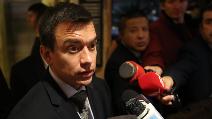 Noboa dice que recibirá un Ecuador con economía golpeada y "situación fiscal preocupante"