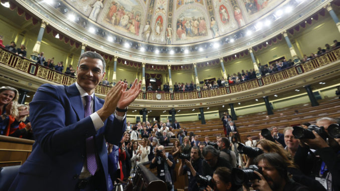 El Congreso aprueba la investidura de Sánchez