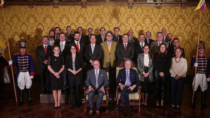 ultimo gabinete