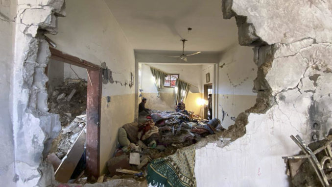 M·s de 200 muertos en la Franja de Gaza por ataques israelÌes en la ˙ltima jornada