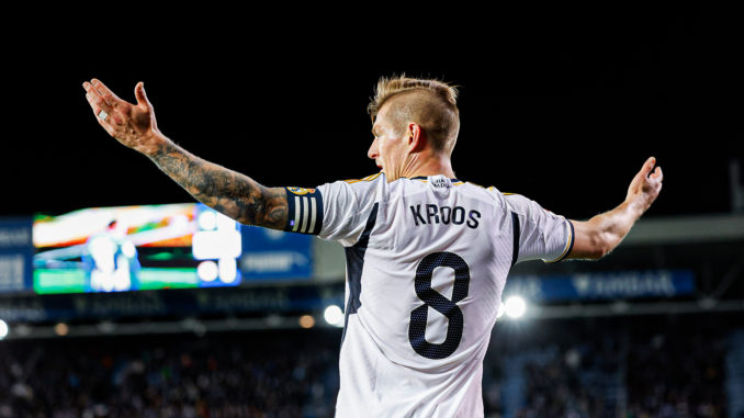 kroooos Kroos 8
