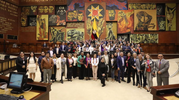 asamblea unánime