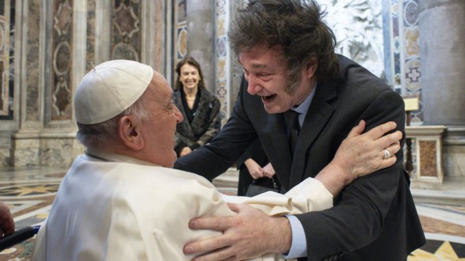 Pope Francis meets Argentina's President prior to canonization of Mama Antula