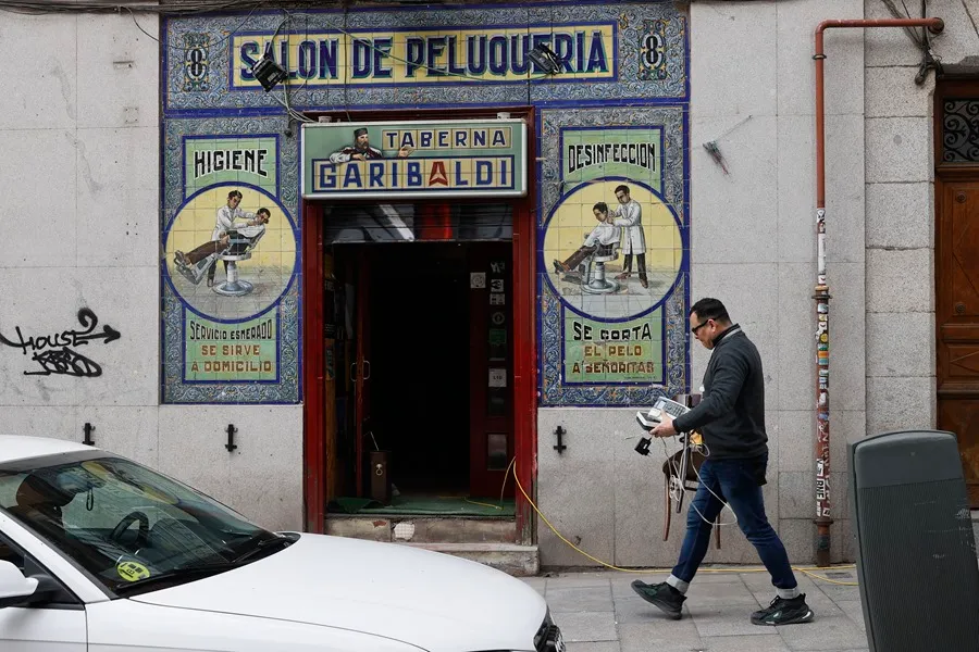 Pablo Iglesias abre un bar en el barrio llamado Lavapiés