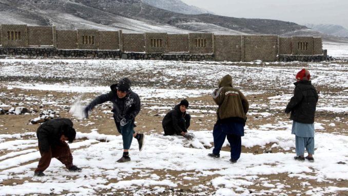 Heavy snowfall hits several provinces in Afghanistan