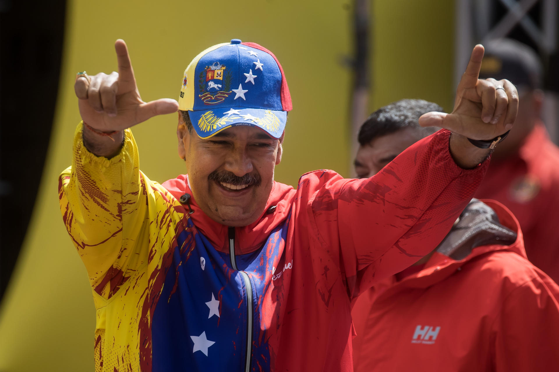 Maduro propone reformar la Constitución para incluir la cadena perpetua contra corruptos