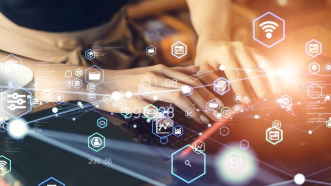 El 66 % de las empresas enfrentan dificultades al intentar llevar a cabo cambios digitales significativos. Aun así, cada día emergen nuevas presiones para iniciar procesos de transformación digital. El 66 % de las empresas enfrentan dificultades al intentar llevar a cabo cambios digitales significativos. Aun así, cada día emergen nuevas presiones para iniciar procesos de transformación digital.