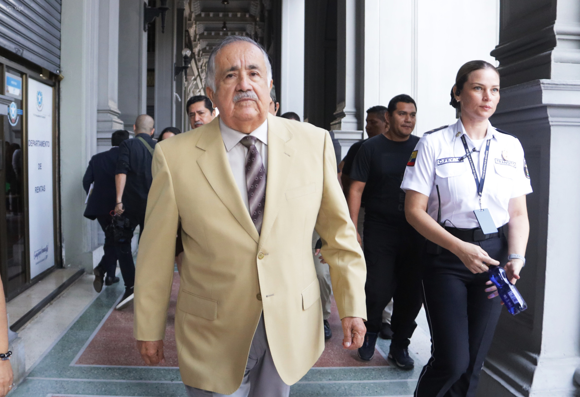 Alberto Molina renuncia a la gobernación del Guayas