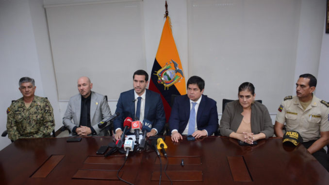 MINISTERIO DE ENERGIA Y MINAS ROBERTO LUQUE