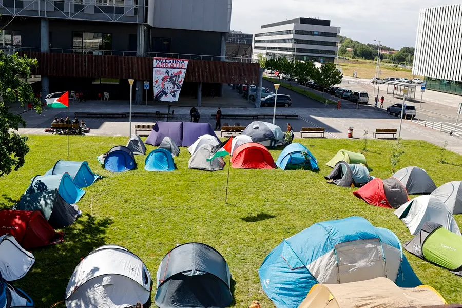 Universitarios españoles muestran su apoyo a Palestina