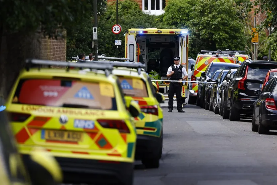 Un niño muere por el ataque con una espada en Londres