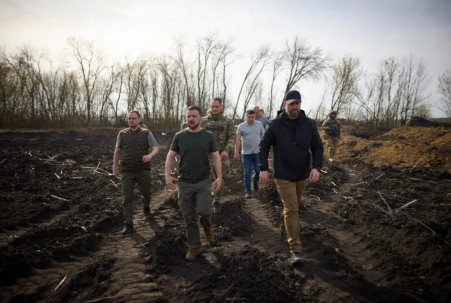Zelenski asegura que Ucrania tiene la situación bajo control