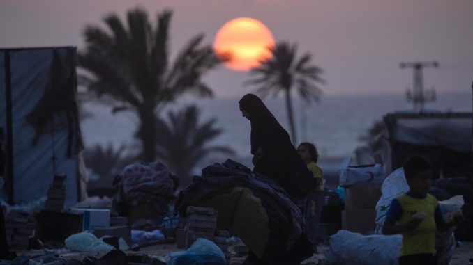 Internally displaced Palestinians keep moving inside Rafah to avoid Israeli strikes