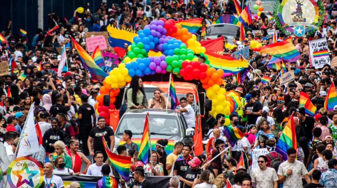 Marcha del Orgullo GLBT en Ecuador no permitirá desnudos