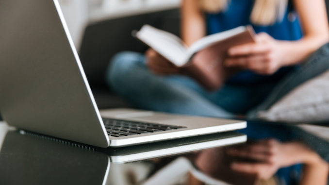 Un pregrado virtual es un formato mucho más accesible para los estudiantes que requieren mayor flexibilidad. Un pregrado virtual es un formato mucho más accesible para los estudiantes que requieren mayor flexibilidad.
