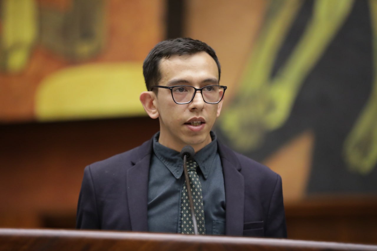 Joven venezolano le apuesta al turismo en Ecuador y hace una petición a Daniel Noboa