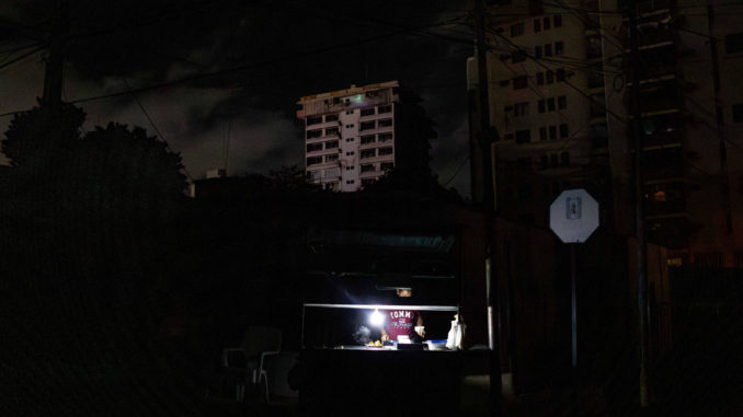 Venezuela vive el apagón nacional más largo desde 2019
