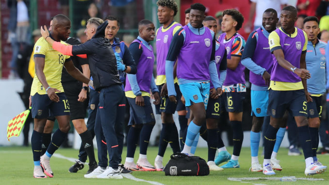 Eliminatorias sudamericanas: Ecuador - Perú