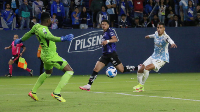 FBL-LIGAPRO-ECUABET-INDEPENDIENTE-VALLE-EMELEC