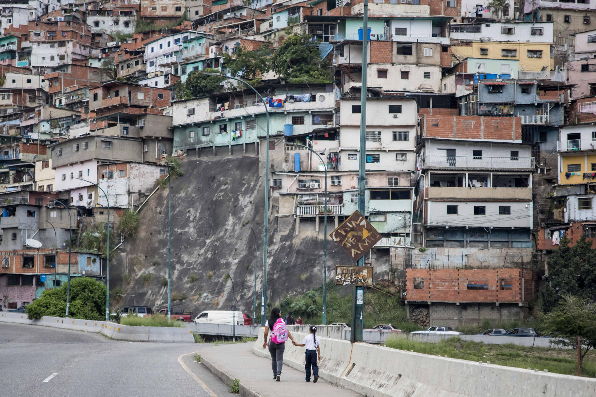 La educación pública en Venezuela, en «emergencia» por la escasez de docentes