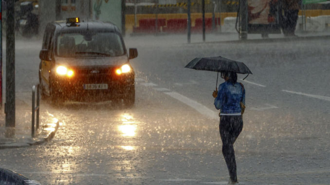 El Barcelonès y el Garraf, en alerta roja por lluvias torrenciales