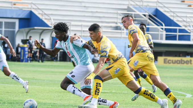 FBL-LIGAPRO-DELFIN-CUMBAYA