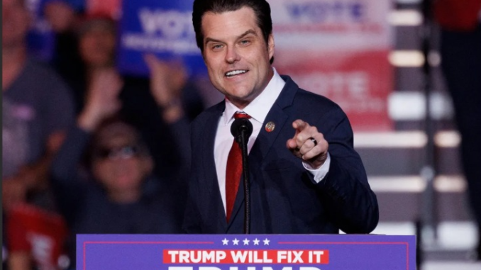 Imagen de Matt Gaetz durante camapaña política de Trump 2024 Imagen de Matt Gaetz durante camapaña política de Trump 2024