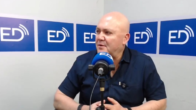 Diego Borja, economista, candidato vicepresidencial y binomio de Luisa González, por la Revolución Ciudadana (RC), lista 5, en el medio digital “Ecuador en Directo”, Guayaquil, la mañana de este lunes, 16 de diciembre. Diego Borja, economista, candidato vicepresidencial y binomio de Luisa González, por la Revolución Ciudadana (RC), lista 5, en el medio digital “Ecuador en Directo”, Guayaquil, la mañana de este lunes, 16 de diciembre.